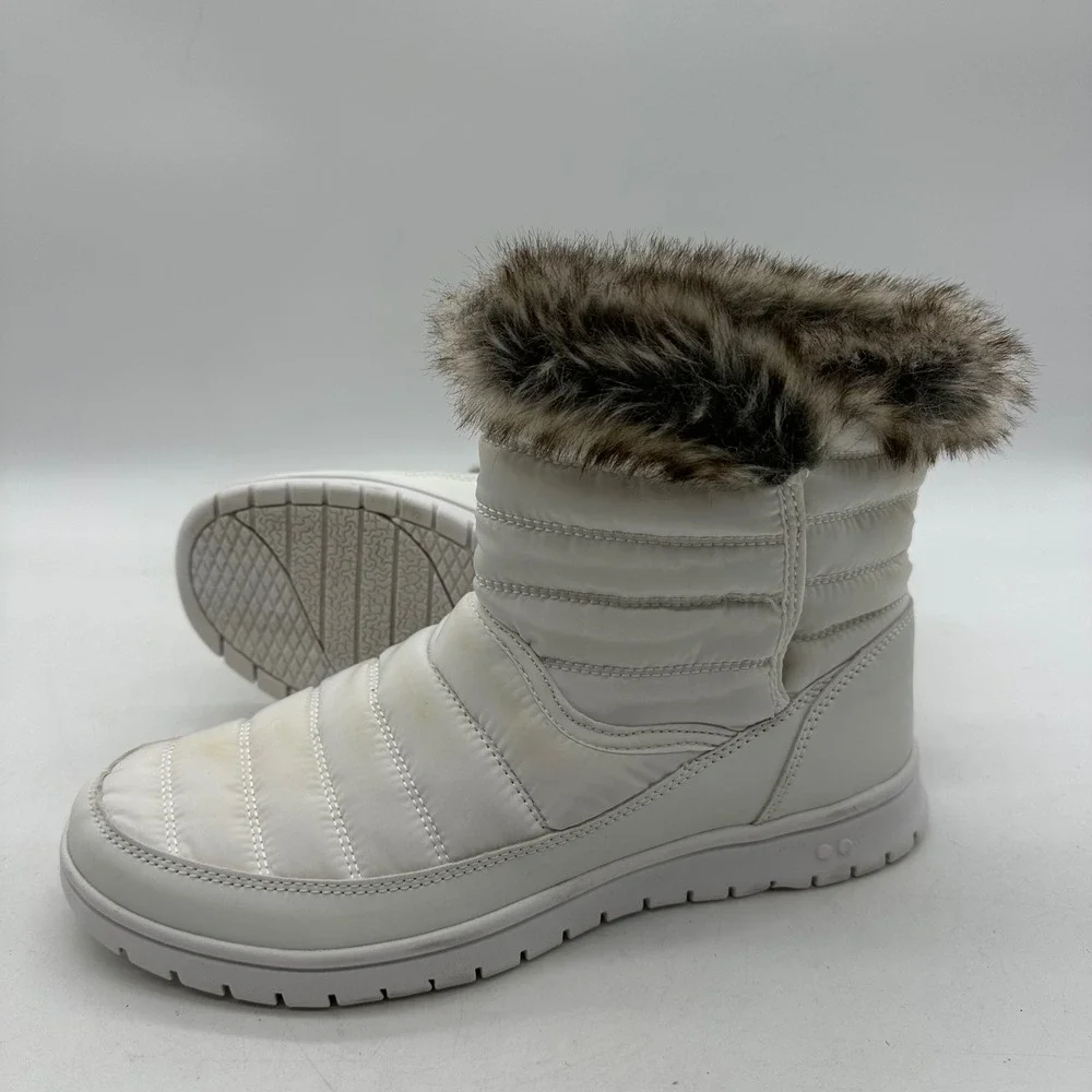 Ryka Womens 8.5M Suzy White Quilted Puffer Faux Fur Trim Winter Ankle Snow Boots